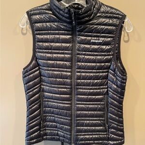 Pristine Women’s Patagonia Nano Puffer Vest, Size Small